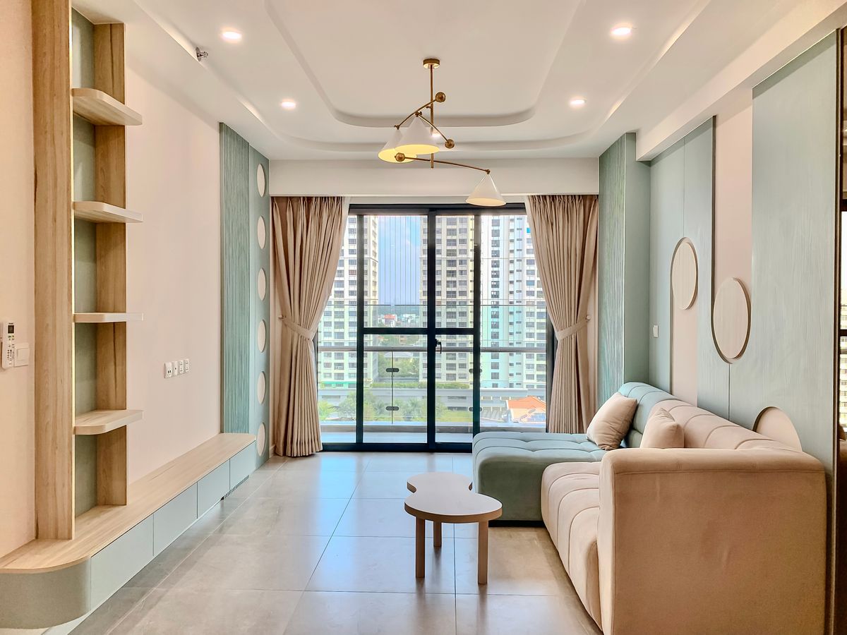 Visite d’un appartement lumineux